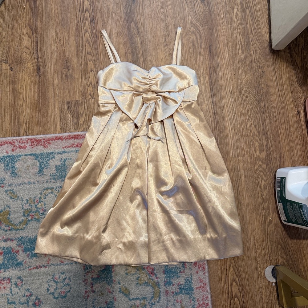 Alexia Admor vintage gold satin dress with bow detail